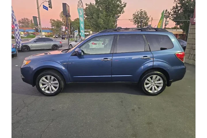 $10995 : 2013 Forester 2.5X Premium image 9