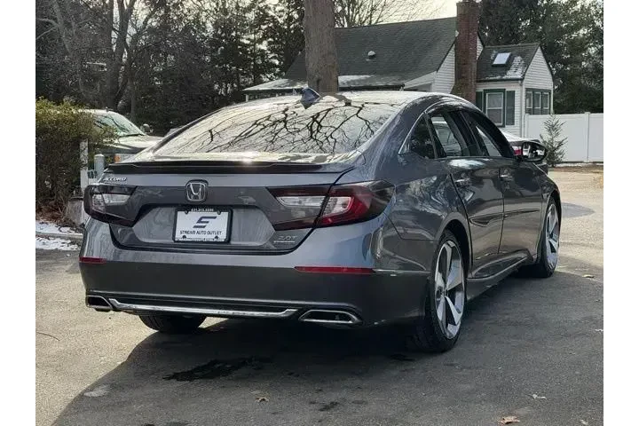 $19790 : Honda Accord 2019 Touring 4d image 9