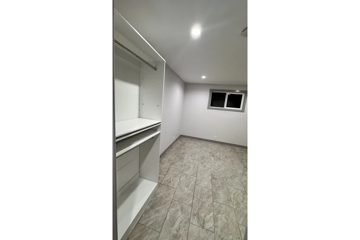 $3800 : Casa  4 Recámaras 2 Baños image 4