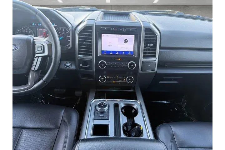 $22576 : Ford Expedition 2020 4x2 XLT image 3