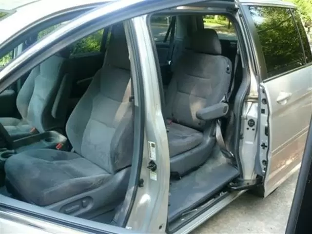 $3000 : 2007 Honda Odyssey EX image 3