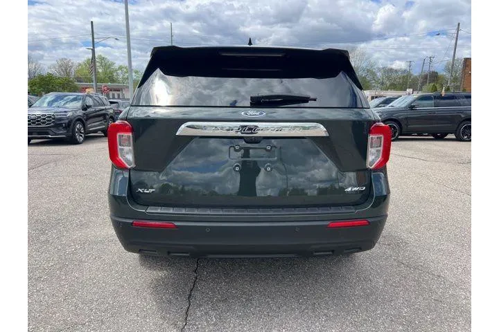 $31715 : Ford Explorer 2023 AWD XLT 4 image 5