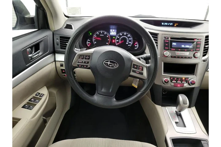 $13998 : Subaru Legacy 2014 AWD 2.5i image 10