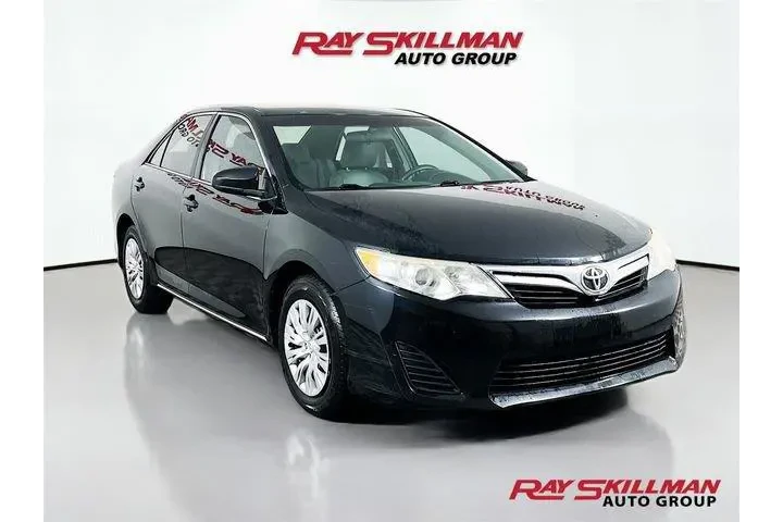 $11975 : Toyota Camry 2013 LE 4dr Sed image 1