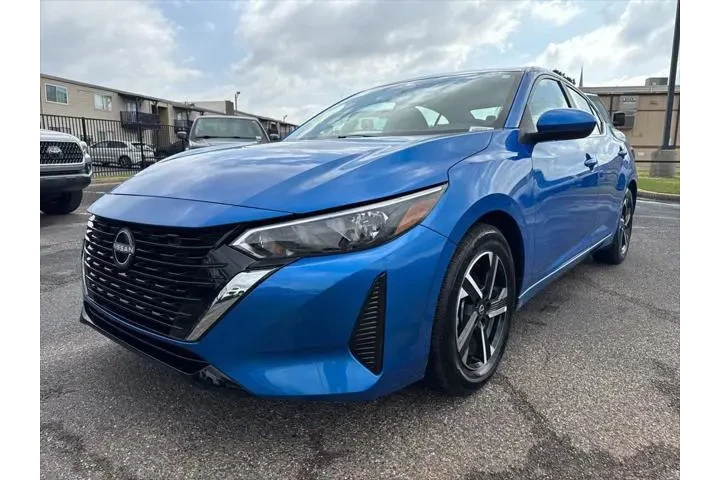 $21030 : Nissan Sentra 2025 SV 4dr Se image 3