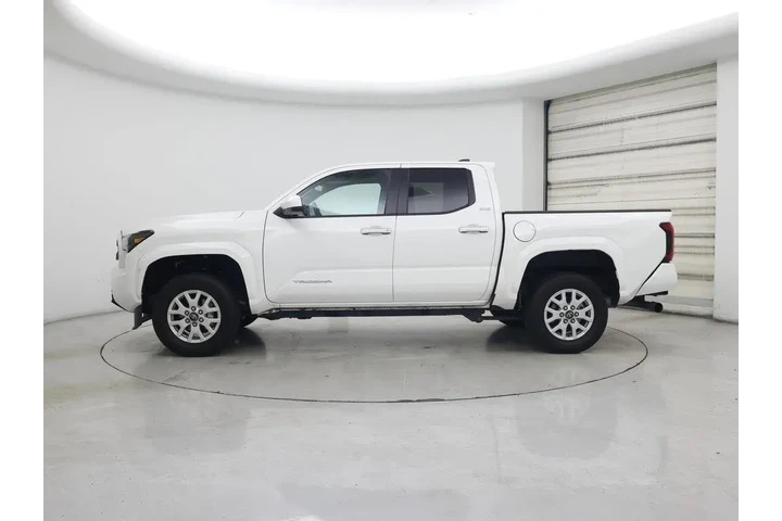 $39998 : Toyota Tacoma 2024 4x4 SR5 4 image 3