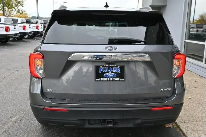 $19988 : Ford Explorer 2021 AWD XLT 4 image 6