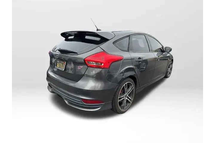 $14814 : Ford Focus 2017 ST 4dr Hatch image 4