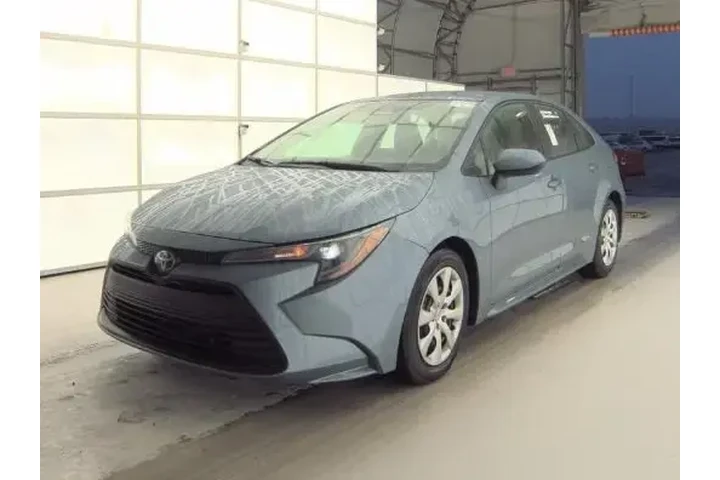 $18289 : Toyota Corolla 2023 LE 4dr S image 2