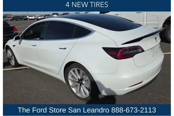 $22950 : Tesla Model 3 2018 Mid Range image 3