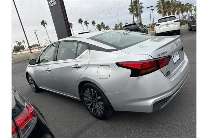 $21999 : Nissan Altima 2024 2.5 SV 4d image 7