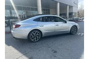 $23202 : Hyundai SONATA 2022 N Line 4 thumbnail