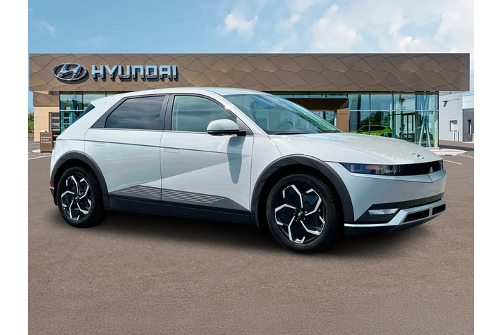 $24991 : Hyundai IONIQ 5 2024 SEL 4dr image 9