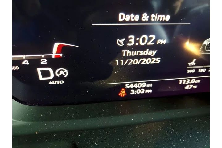 $29876 : Audi Q3 2022 AWD quattro S l image 9