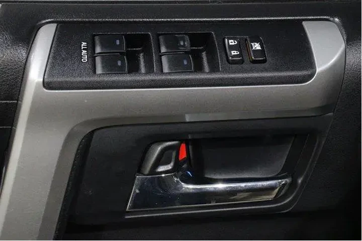 $30998 : Toyota 4Runner 2018 4x2 Limi image 7