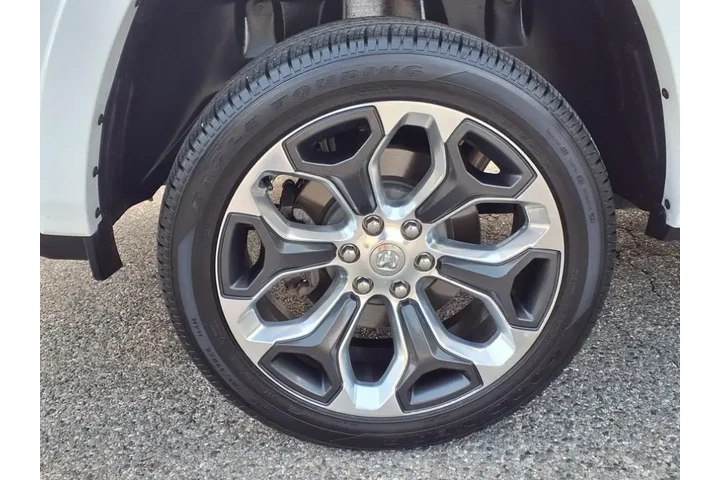 $38978 : Ram 1500 2020 4x4 Limited 4d image 7