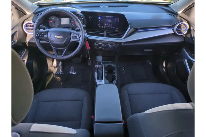 Chevrolet Trax 2024 LS 4dr C image 10