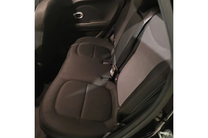 $5000 : 2017 Kia Soul image 5