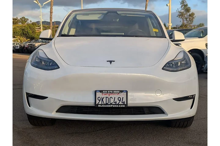 $34989 : Tesla Model Y 2023 AWD Long image 5