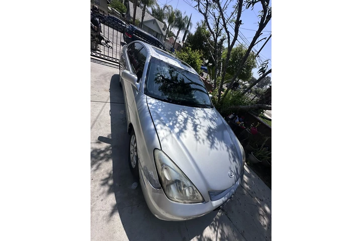 $2000 : Lexus ES 300 image 4