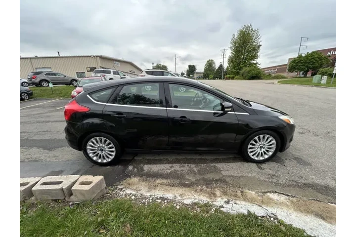 $5990 : 2012 Focus Titanium image 9
