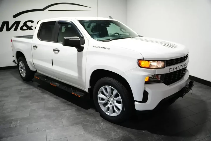 $29827 : 2021 Silverado 1500 Custom image 7