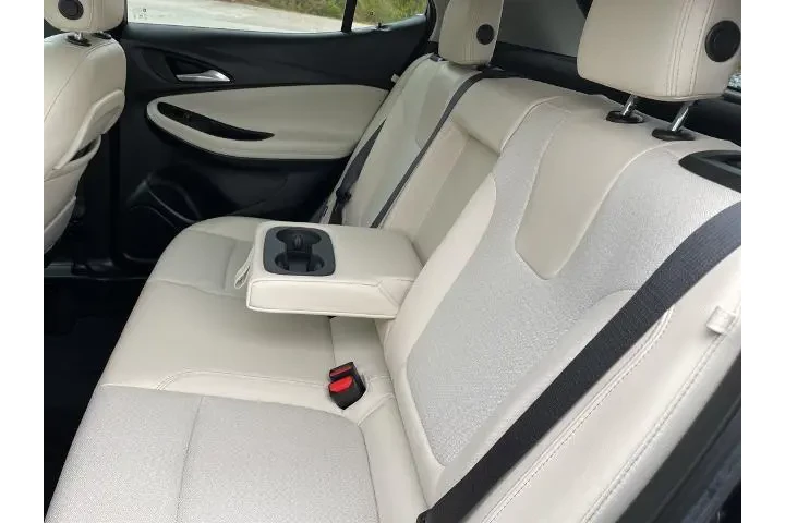 $18995 : Buick Encore GX 2022 AWD Sel image 9