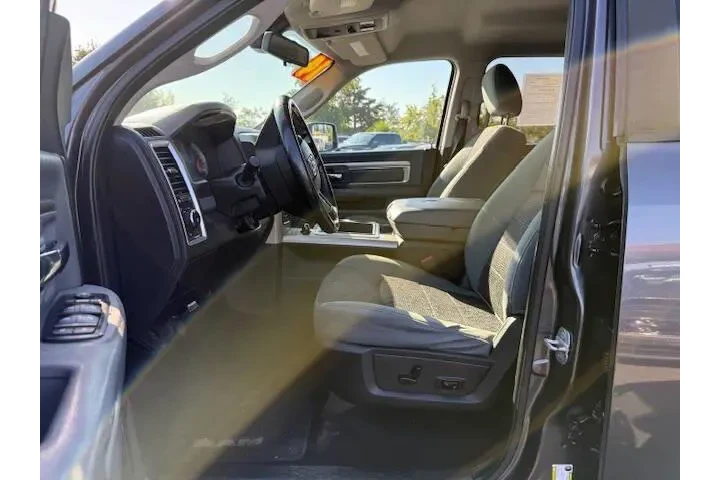 $19389 : Ram 1500 2014 4x4 Big Horn 4 image 7