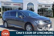 PRE-OWNED 2020 CHRYSLER PACIF en Madison WV