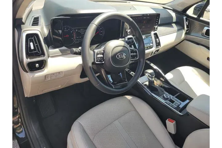 $25357 : Kia Sorento 2021 AWD SX Pres image 9