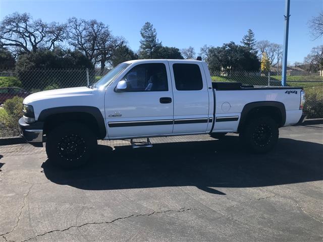 $10999 : 2000 Silverado 1500 4dr Ext C image 2