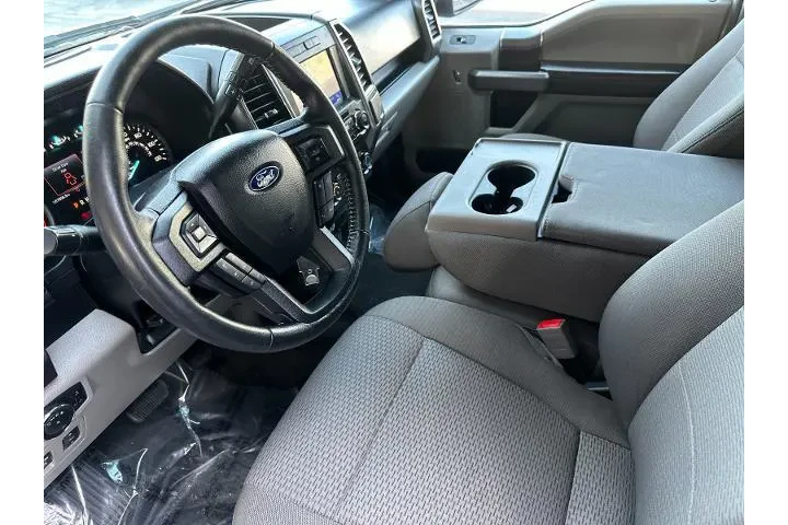 $33970 : Ford F-150 2020 4x4 Platinum image 9