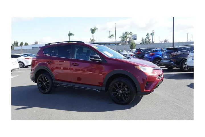 $18484 : 2018 RAV4 Adventure Sport Uti image 4