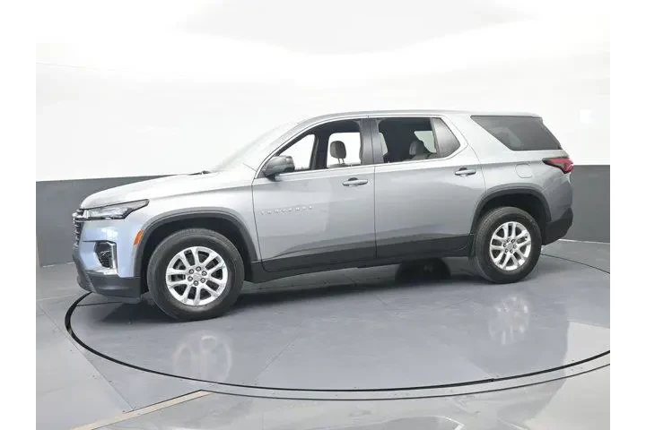 $22139 : Chevrolet Traverse 2023 LS 4 image 2