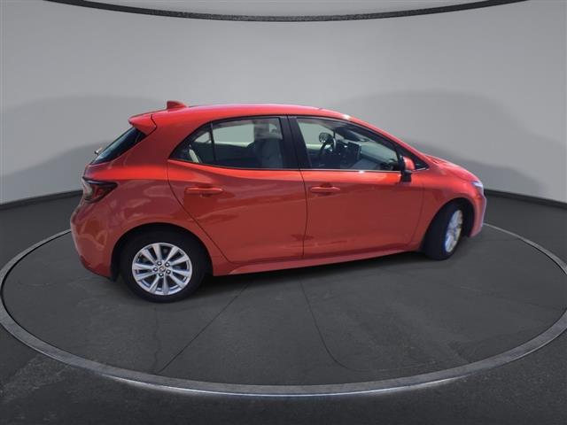 $22000 : PRE-OWNED 2023 TOYOTA COROLLA image 9