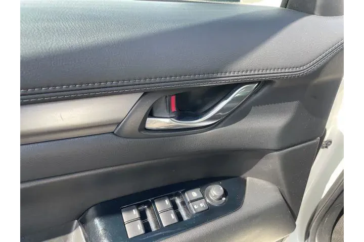 $16992 : Mazda CX-5 2018 Touring 4dr image 6