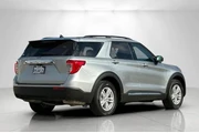 $30089 : Ford Explorer 2023 XLT 4dr S thumbnail