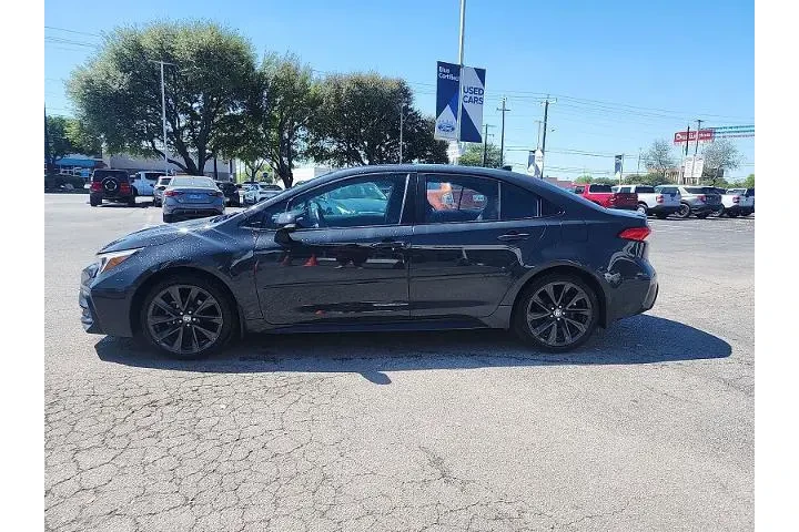 $21295 : Toyota Corolla 2023 SE 4dr S image 4