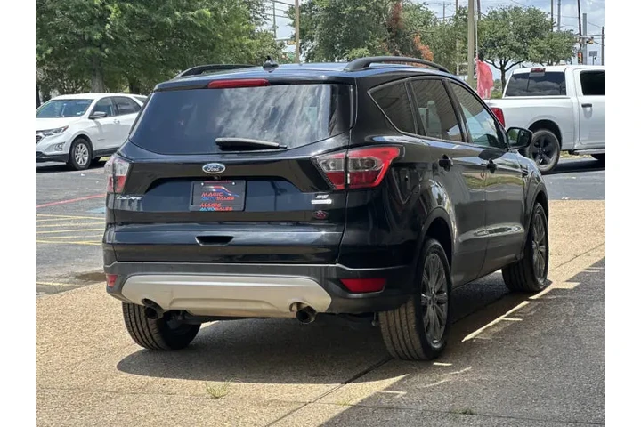 $11499 : 2018 Escape SE image 9