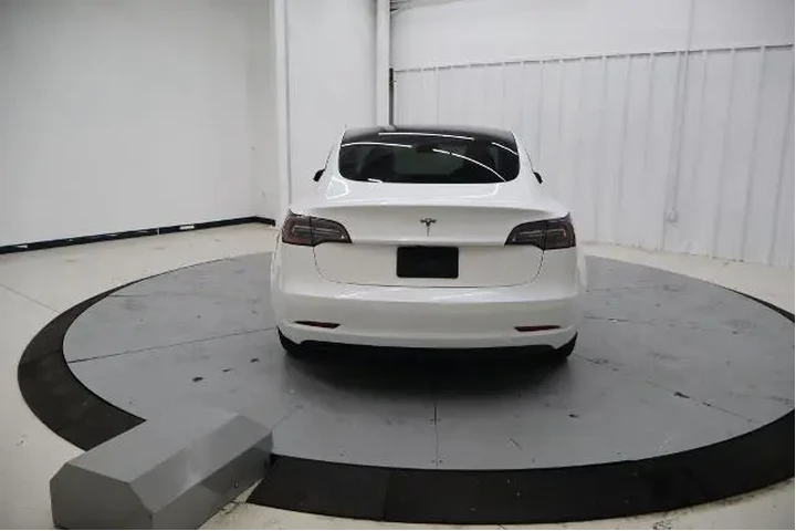 $24917 : Tesla Model 3 2023 4dr Sedan image 5