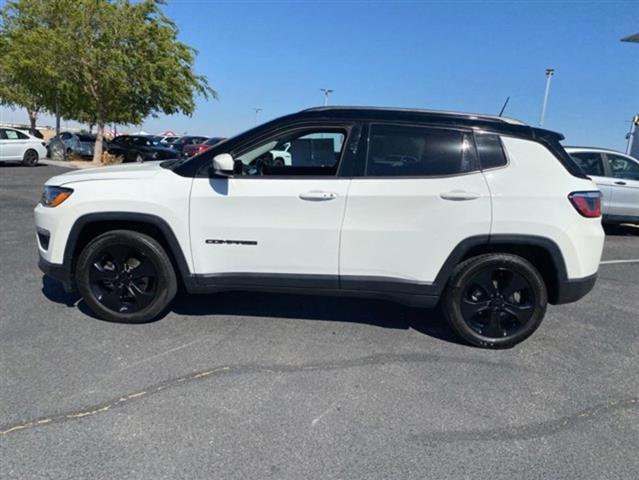 $14854 : 2019 Jeep Compass image 4