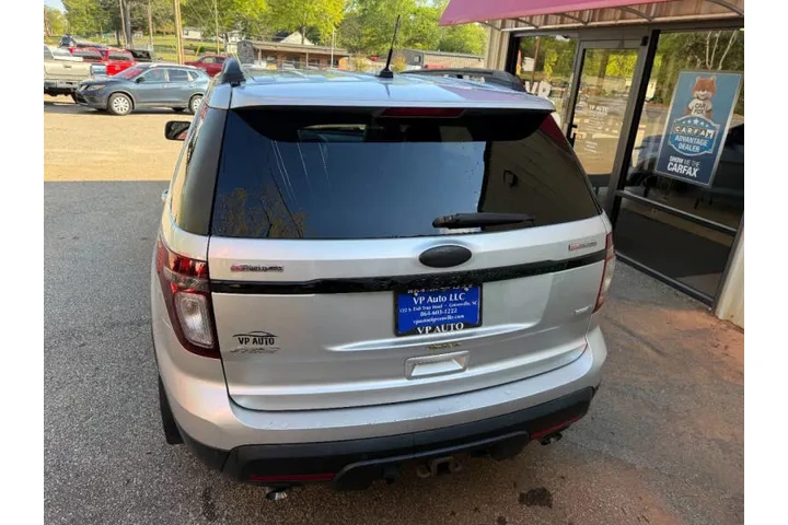 $9999 : 2015 Explorer Sport image 6