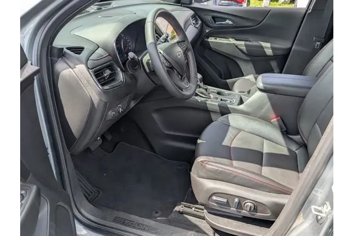 $23000 : Chevrolet Equinox 2023 RS 4d image 8