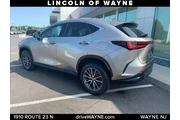 $33886 : Lexus NX 350 2023 AWD Premiu thumbnail