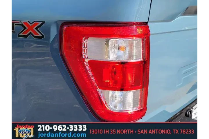 $31939 : Ford F-150 2023 4x2 Lariat 4 image 9