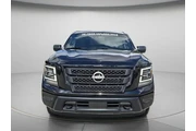 $39509 : Nissan Titan 2024 4x4 SV 4dr thumbnail