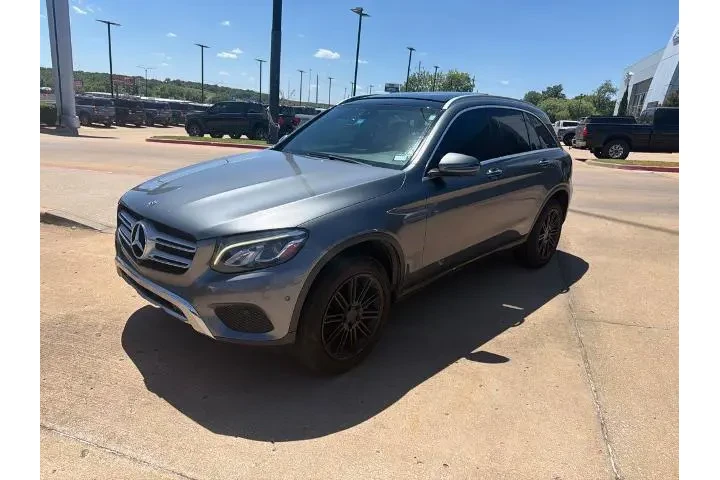 $16765 : Mercedes-Benz GLC 2018 AWD G image 3