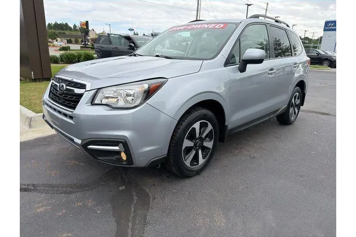 $21659 : Subaru Forester 2018 AWD 2.5 image 4