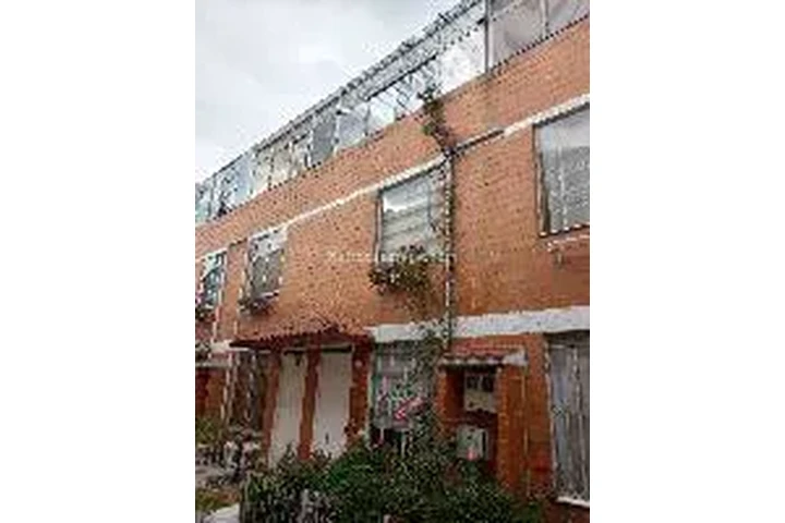 $220000000 : Vendo hermosa casa en Tintal image 2