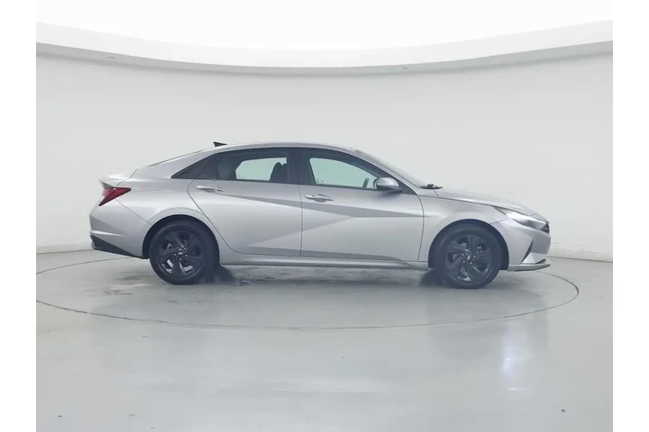 $20998 : Hyundai ELANTRA 2023 SEL 4dr image 7